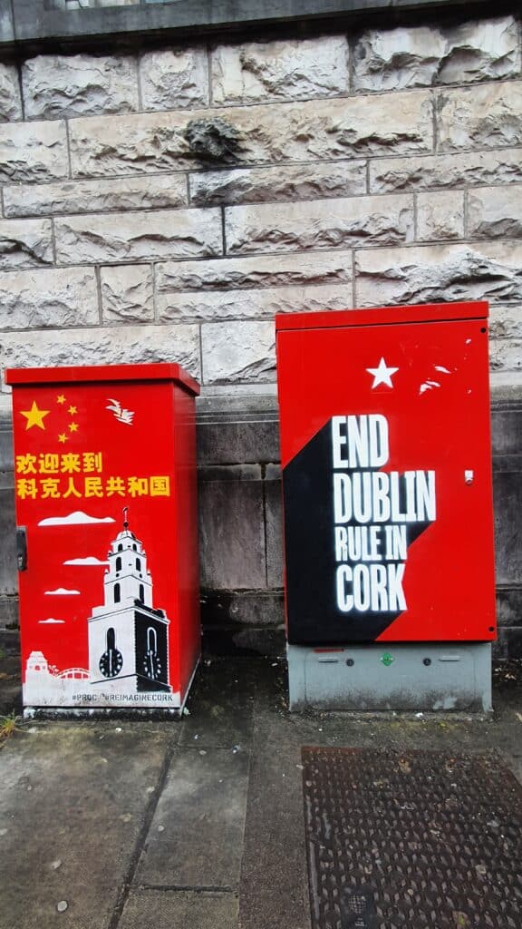 Borne street art à Cork qui chambre Dublin
