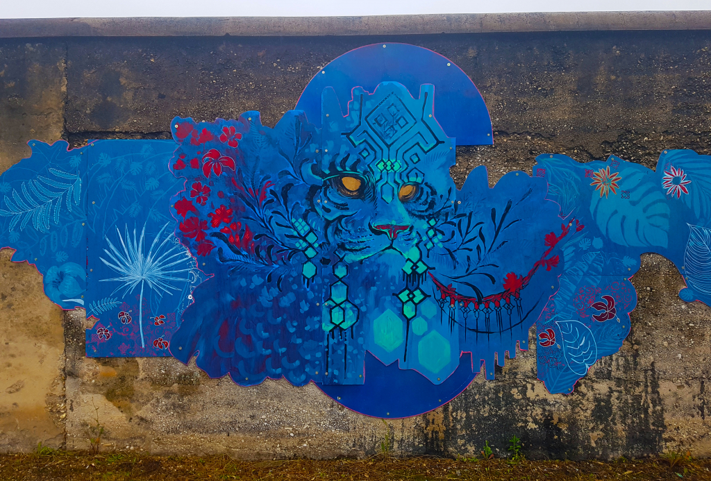 Art urbain près de la gare de Bourg-en-Bresse, Ain