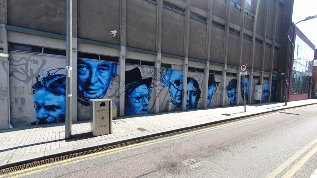 Les écrivains irlandais en street art à Cork